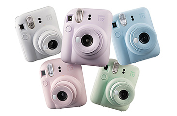 チェキ” INSTAX mini 12 クレイホワイト | フジフイルムモール