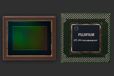 「X-Trans™ CMOS 5 HR」センサー