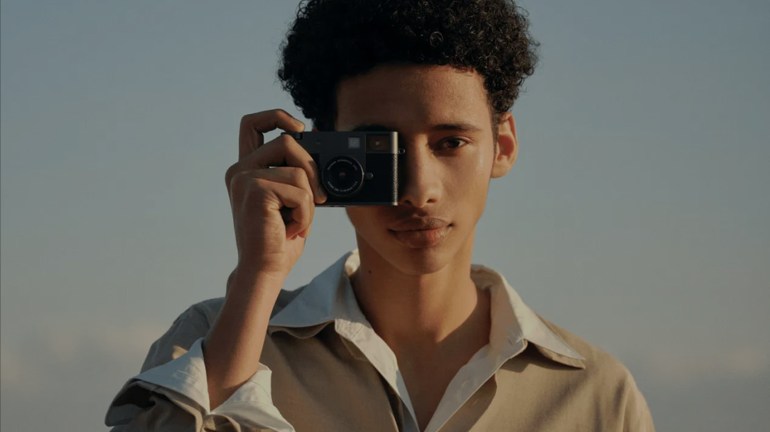 FUJIFILM X-HF1 ブラック | フジフイルムモール