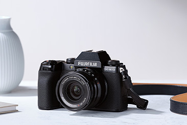 FUJIFILM X-S10ダブルズームレンズキット: デジタルカメラ | フジ 